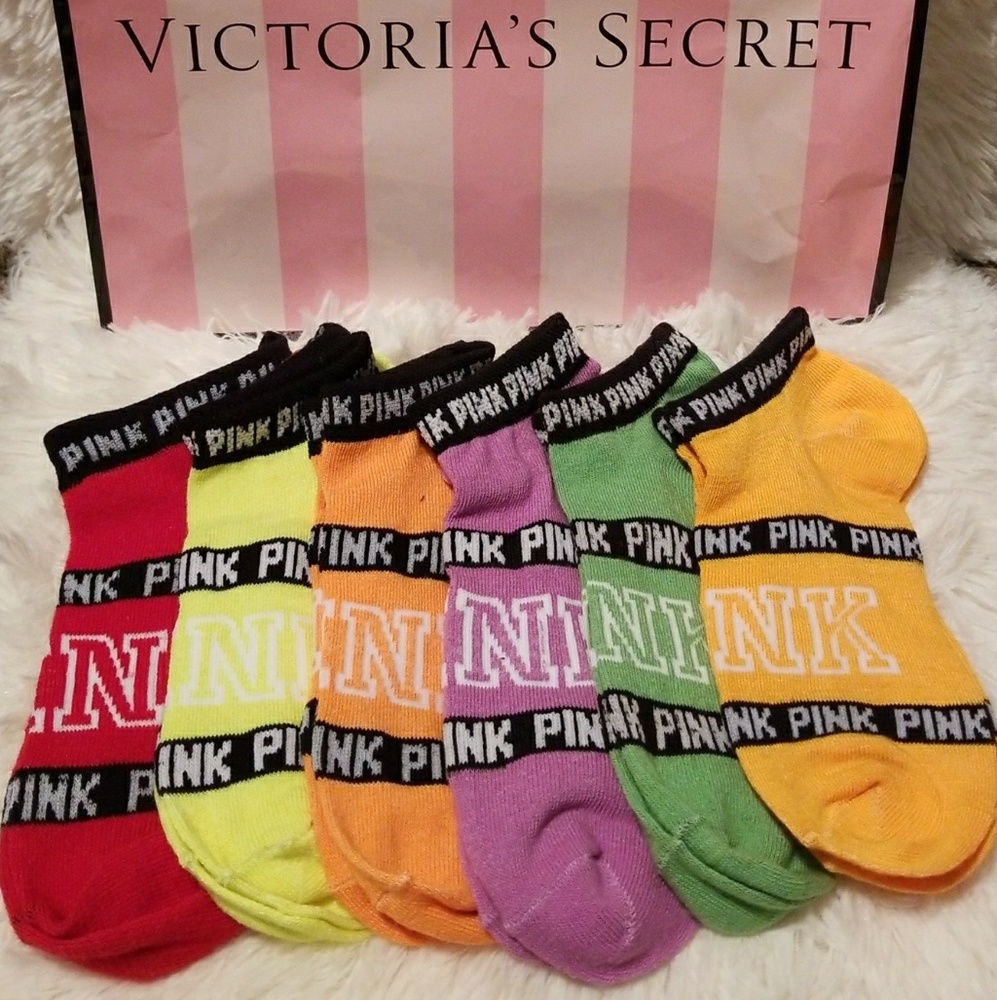 NEW VS SOCKS SUPER CUTE EASTER COLORS!!
